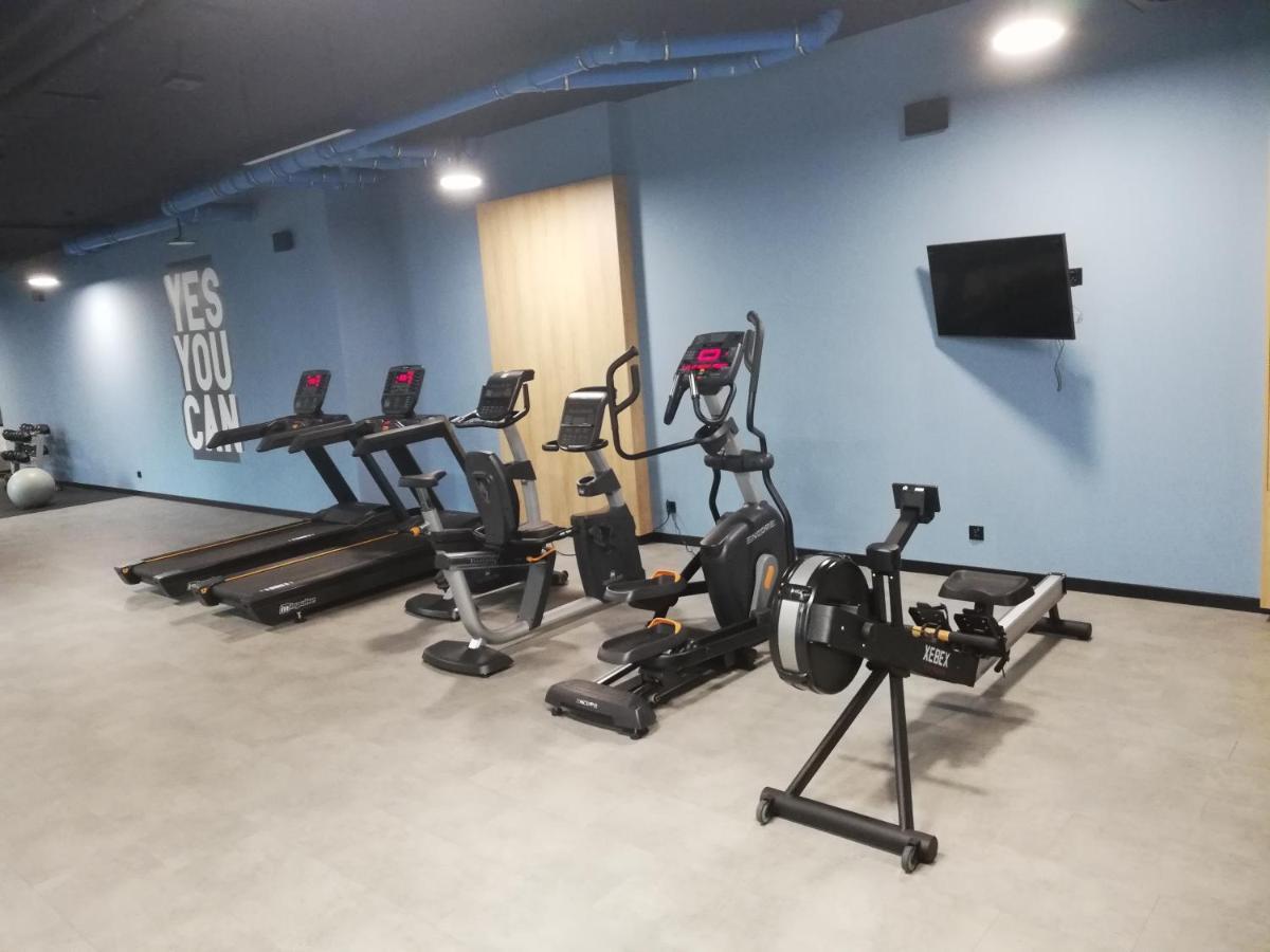 Apartment Efaga Modern Tower Gdynia With Private Parking Space المظهر الخارجي الصورة